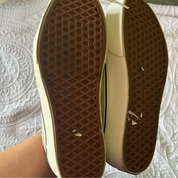 Vans Blue and Pink Women's Sneakers - Picture 9 of 10